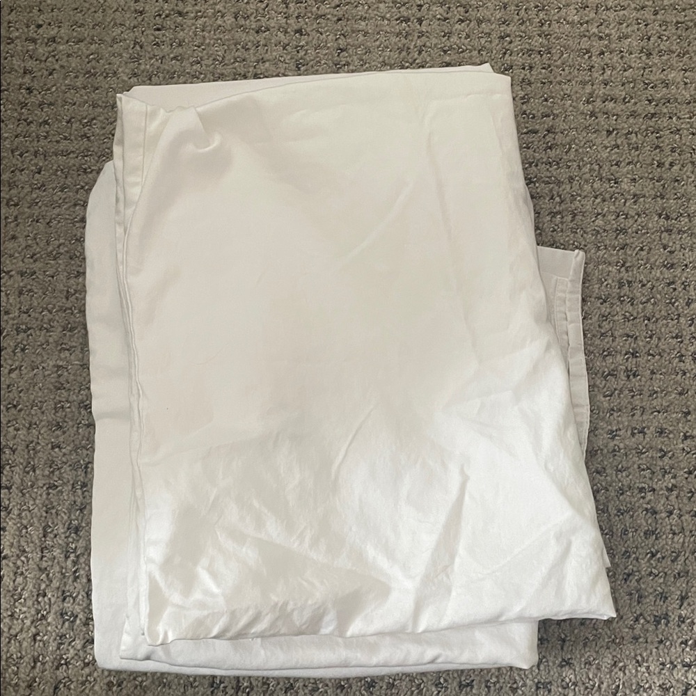 The PupSheets™ Hair Resistant, Antimicrobial & Cooling Sheet Set